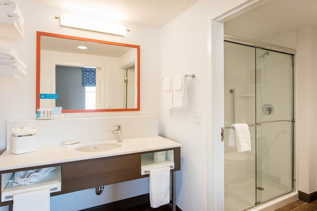 Holiday Inn Express Hotel & Suites Ventura Harbor By Ihg Exterior photo