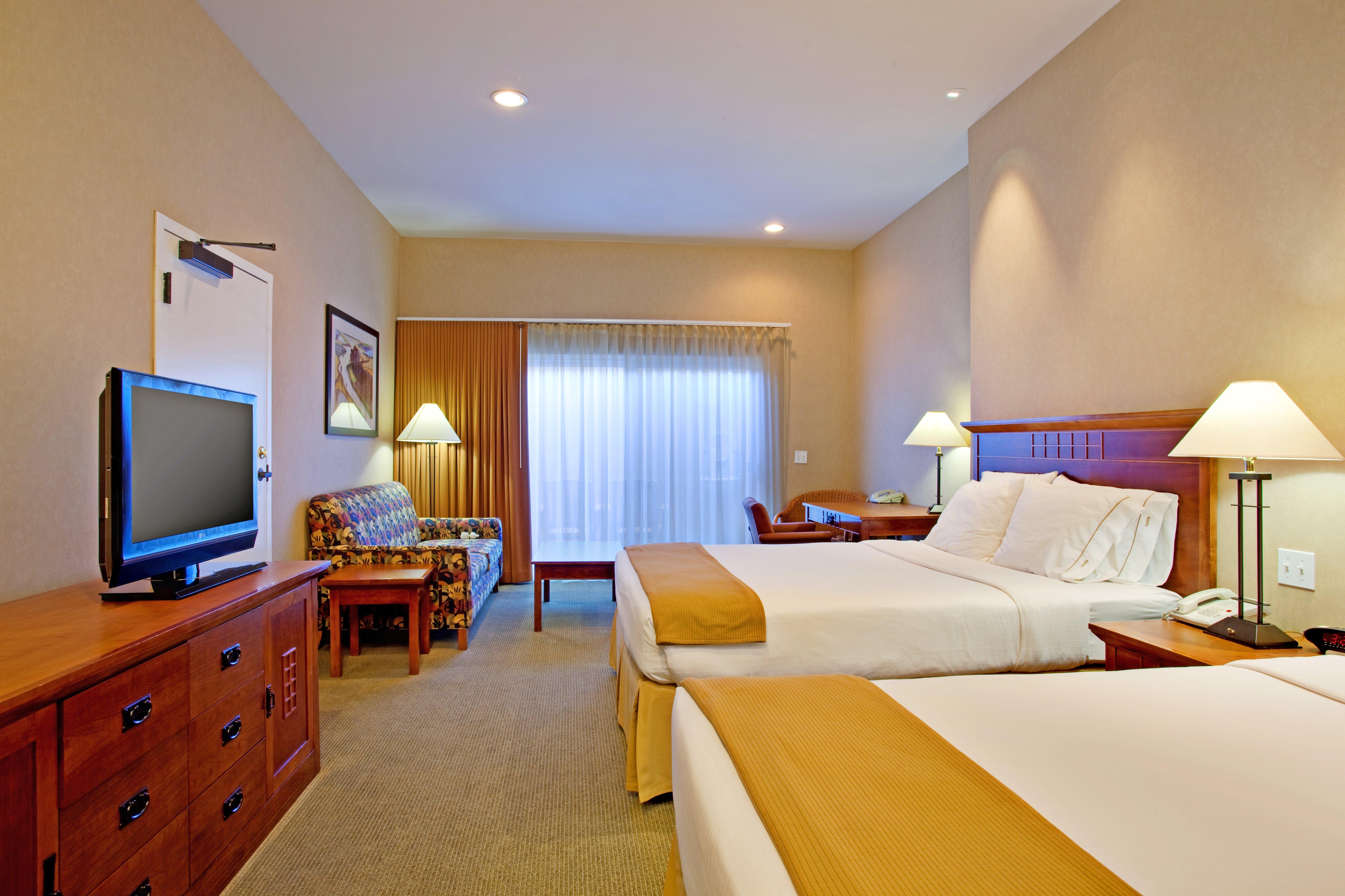 Holiday Inn Express Hotel & Suites Ventura Harbor By Ihg Exterior photo