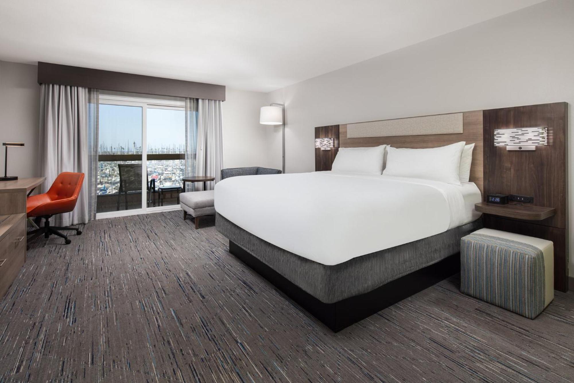 Holiday Inn Express Hotel & Suites Ventura Harbor By Ihg Exterior photo