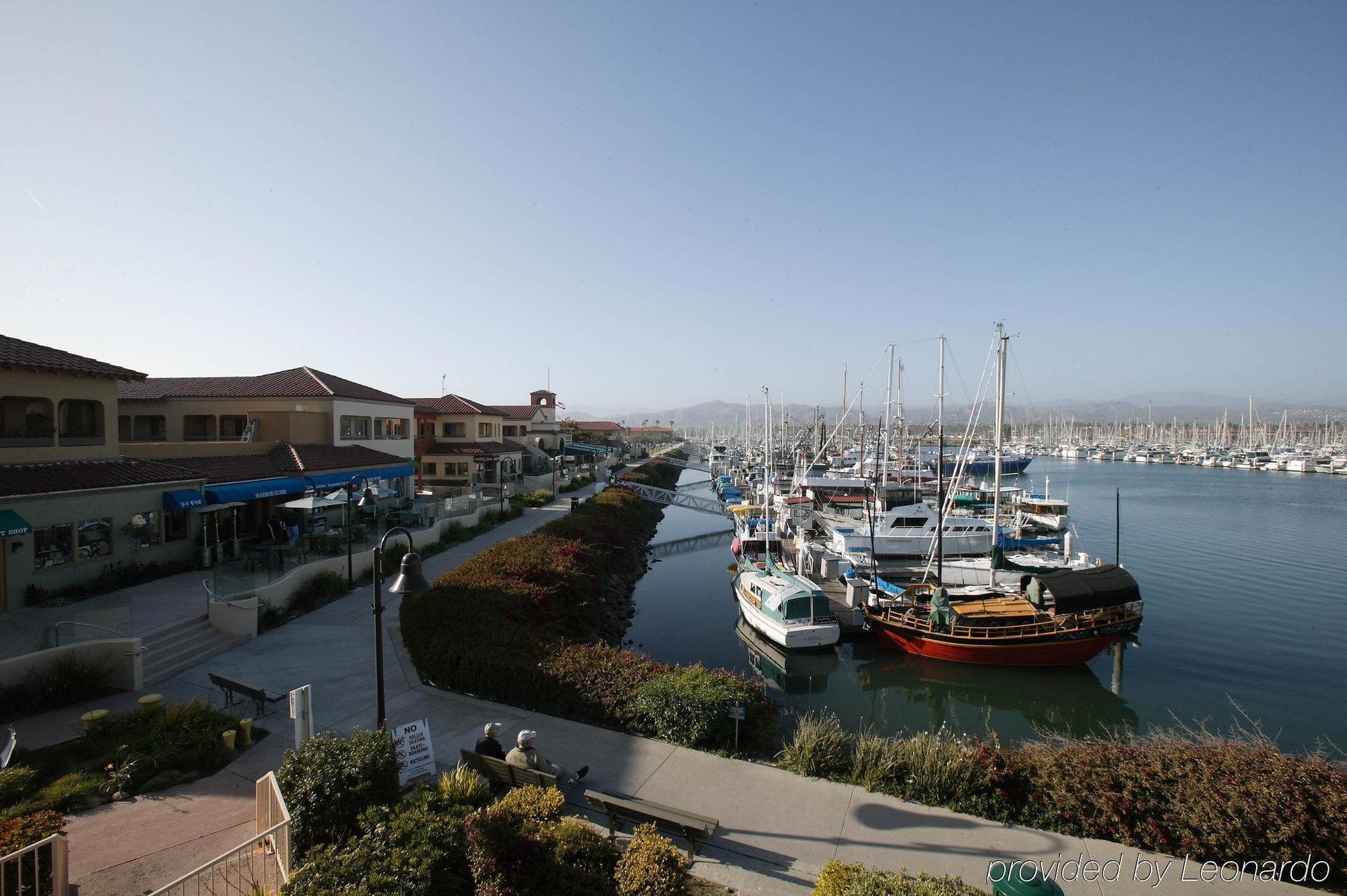 Holiday Inn Express Hotel & Suites Ventura Harbor By Ihg Exterior photo