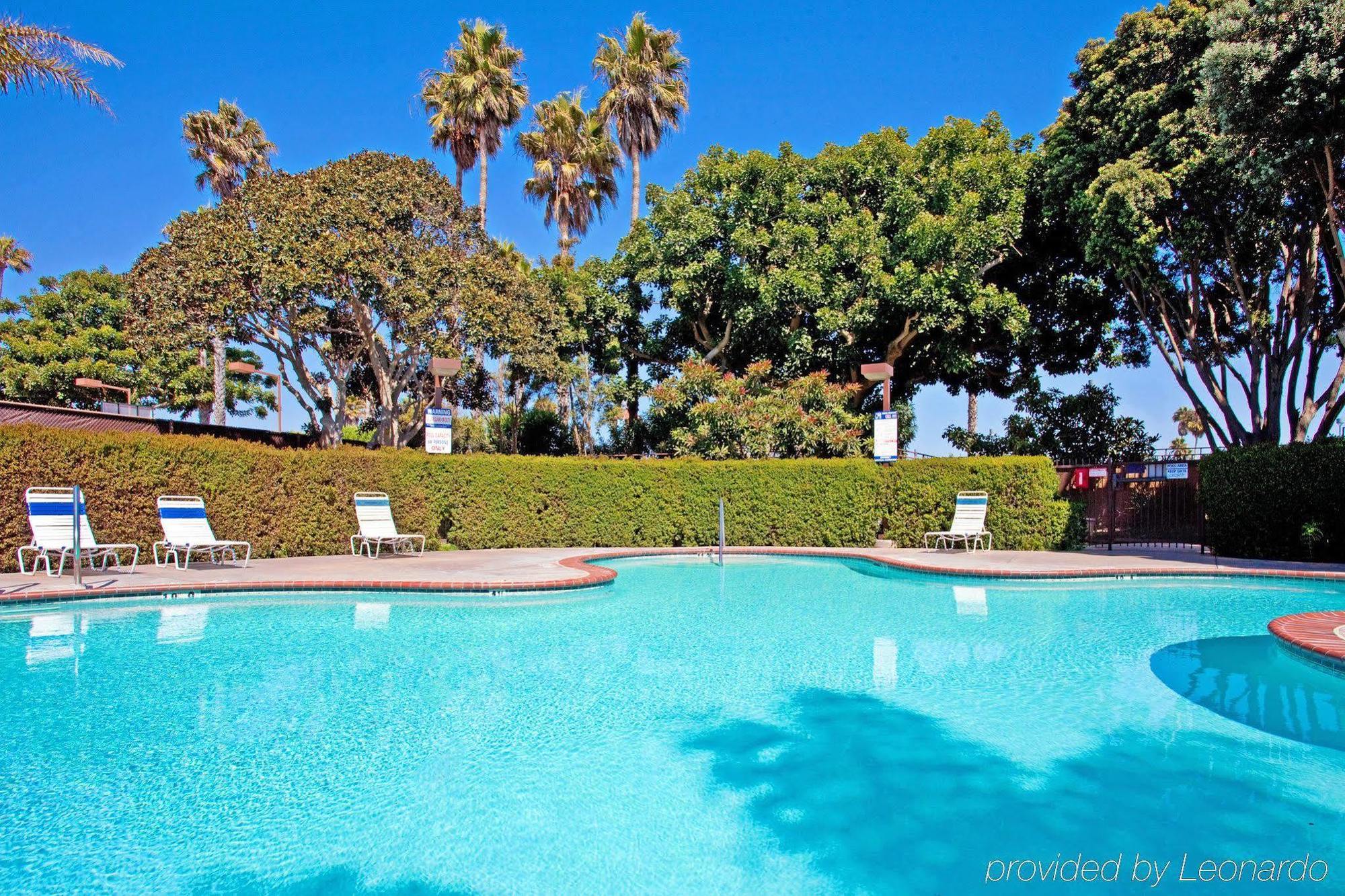 Holiday Inn Express Hotel & Suites Ventura Harbor By Ihg Facilities photo
