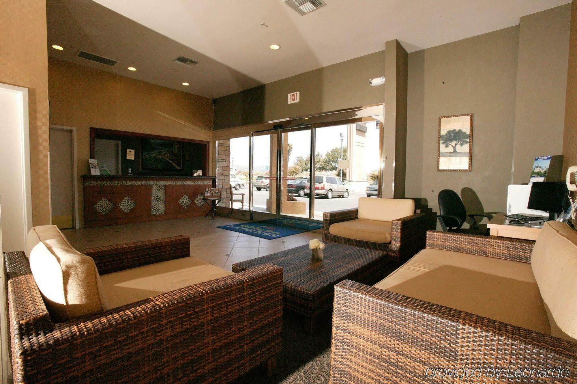 Holiday Inn Express Hotel & Suites Ventura Harbor By Ihg Exterior photo